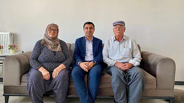 Kaymakam Güngör'den koca çınarlara ziyaret