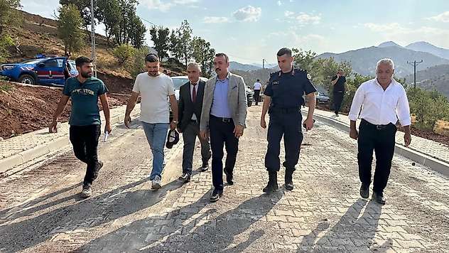 Kaymakam Pelvan '25 adet köy evimizin Recep Köyü halkına hayırlı ve uğurlu olsun'