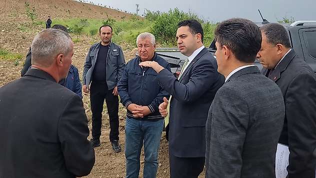 Kaymakam Seyhan Haydarlı Köyü'nde incelemelerde bulundu