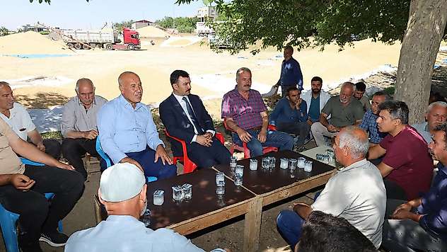Kaymakam Soysal: 'Çiftçilere bereketli hasatlar, esnafımıza hayırlı kazançlar diliyorum'