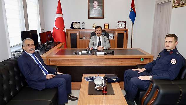 Kaymakam Soysal'dan Kahta İlçe Jandarma Komutanlığına ziyaret