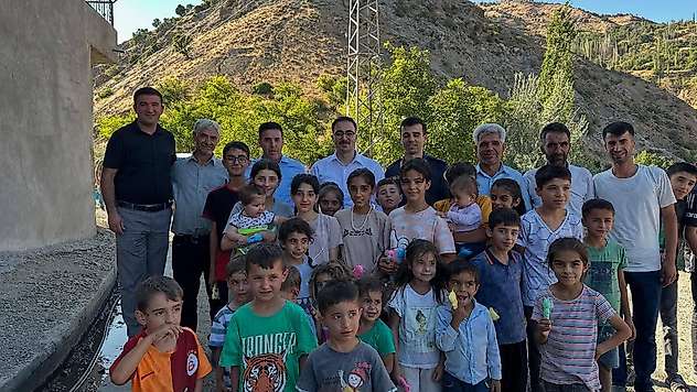 Kaymakam Yıldız ve beraberindeki heyetten köylere ziyaret