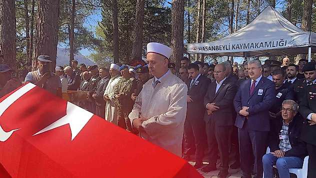 Kazada şehit olan Astsubay Çavuş Kemal Özgür, Osmaniye'de toprağa verildi