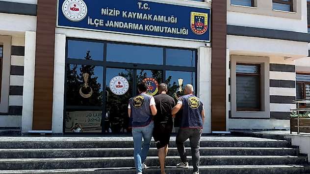 Kesinleşmiş 20 yıl cezayla aranan şahıs yakalandı
