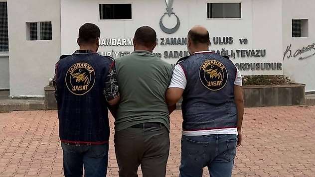 Kesinleşmiş 27 yıl cezayla aranan şahıs yakalandı