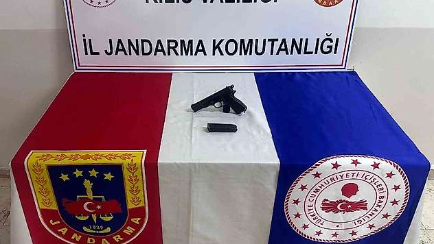 Kilis'te tarihi eser ve silah operasyonu