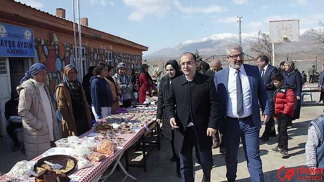Köseli Köyü'nde 'Gazze'nin Elinden Tut' Kermesi Düzenlendi