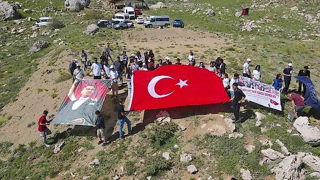 Kurdek Dağı'nda gençlik coşkusu