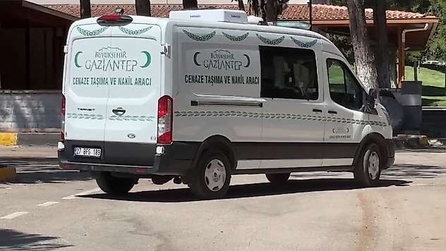 Kuyu temizliği yaparken elektrik akımına kapılan genç işçi hayatını kaybetti