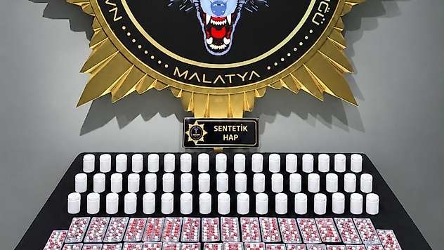 Malatya'da 3 bin 601 sentetik ecza ele geçirildi