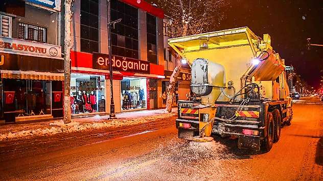 Malatya'da kapanan 117 Mahalle yolu ulaşıma açıldı