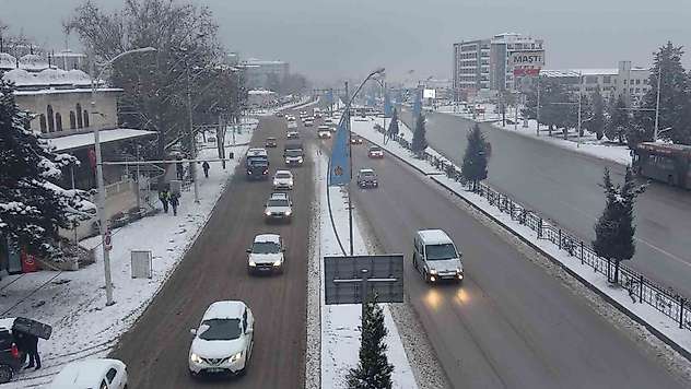 Malatya'da kar yağışı etkili oluyor