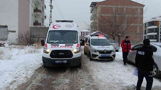 Malatya'da karı-koca doğalgazdan zehirlenme şüphesiyle hastaneye kaldırıldı
