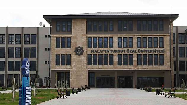 Malatya Turgut Özal Üniversitesi'nde Bilişim Teknolojileri Meslek Yüksekokulu açıldı
