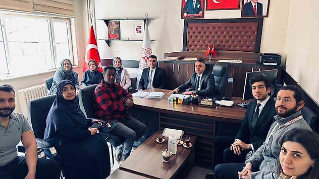 Mardin İl Sağlık Müdürü Yavuz, saldırıya uğrayan personeli ziyaret etti