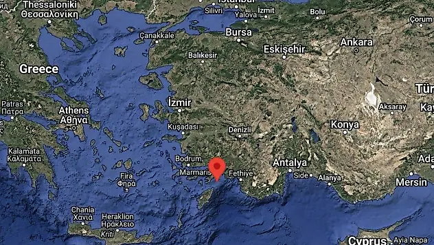 Marmaris 6 şiddetinde sallandı