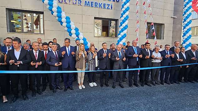 Mehmet Erdemoğlu Kültür Merkezi törenle açıldı
