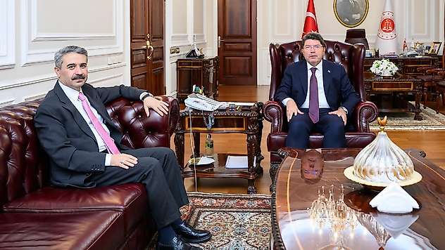 Milletvekili Alkayış Adalet Bakanı Yılmaz Tunç ile bir araya geldi