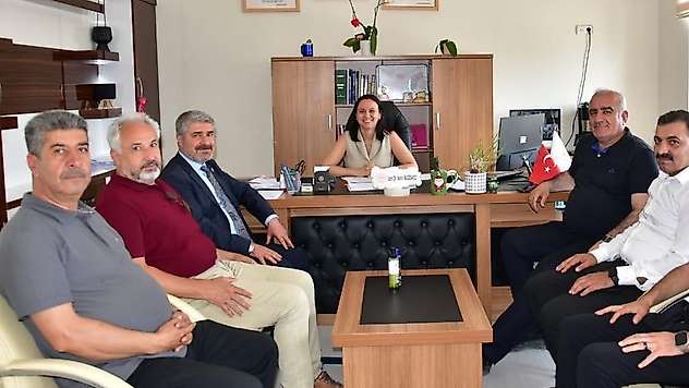 Milletvekili Özhan'dan Besi ilçe sağlık müdürlüğüne ziyaret