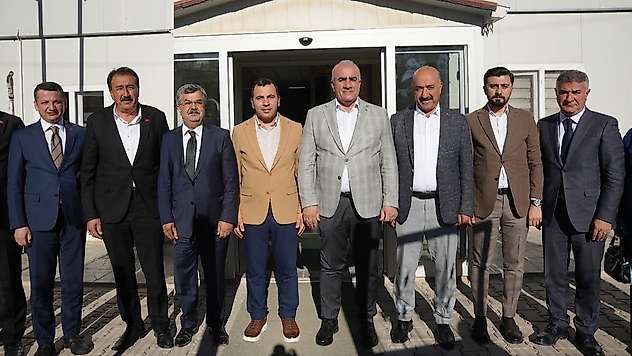 Milletvekili Özhan'dan Kaymakam Algın'a ziyaret