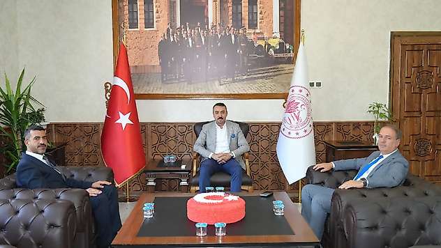 Milli Eğitim Müdürü Tosun'dan Kaymakam Pelvan'a ziyaret