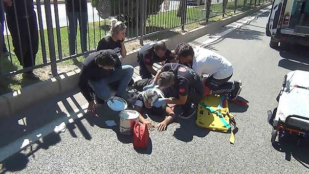 Adıyaman'da direksiyon hakimiyetini kaybeden sürücü yaralandı