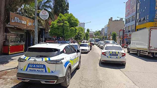 Motosiklet ile otomobil çarpıştı: 1 yaralı