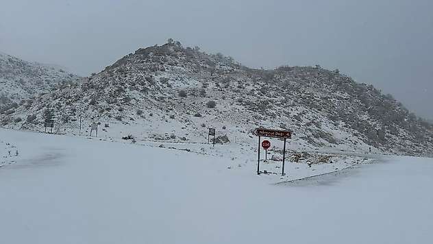 Nemrut Dağı beyazlar içerisinde