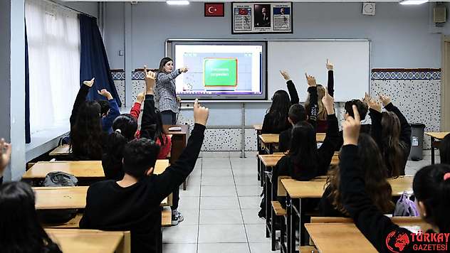 Öğretmene kabineden 68 bin atama
