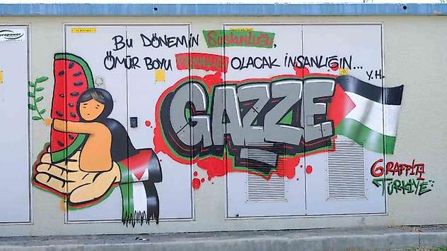 Onikişubat Belediyesi, Filistin temalı grafitilerle trafoları vicdan anıtına dönüştürdü