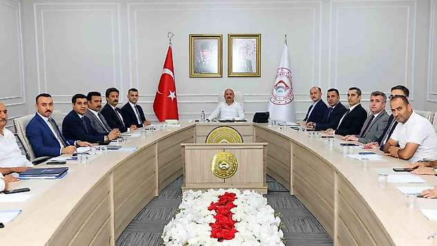 Orta hasarlı yapılar için değerlendirme toplantısı yapıldı