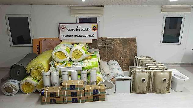 Osmaniye'de AFAD köy evlerinden hırsızlık yapan 2 şüpheli tutuklandı