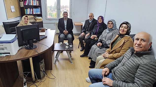 Otizm Derneğinden Özsayın'a ziyaret