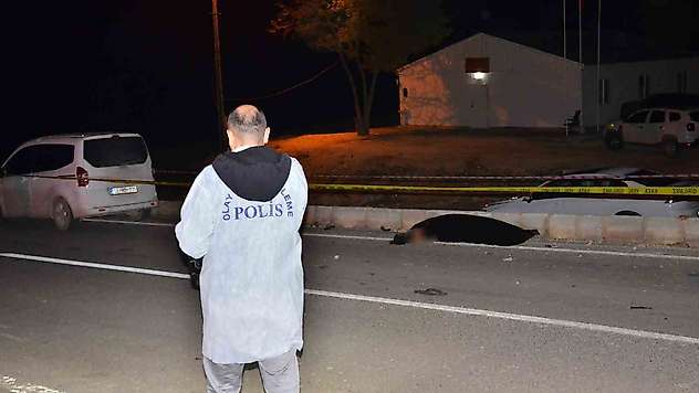 Otomobilin çarptığı yaya hayatını kaybetti
