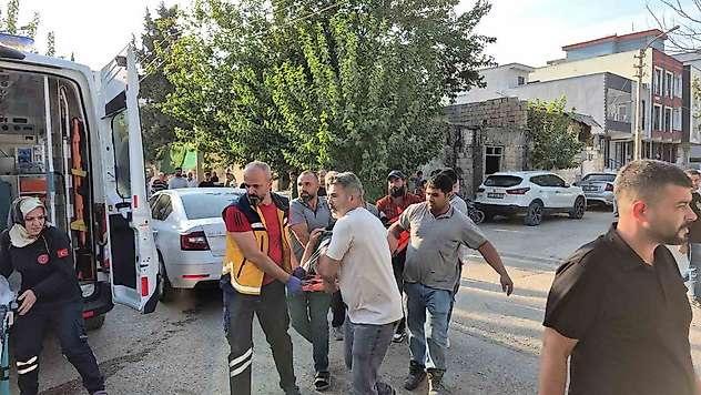 Otomobilin çarptığı yaya yaralandı