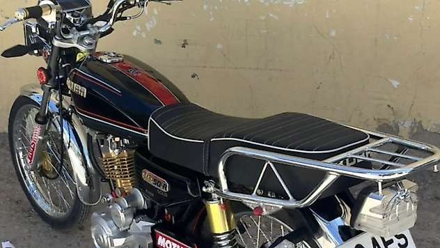 Park halindeki motosiklet çalındı
