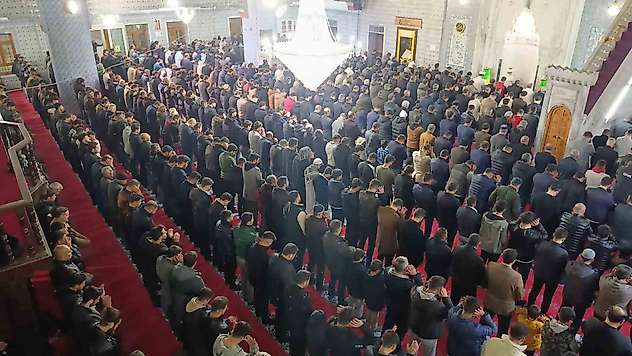 Peygamberler şehri Şanlıurfa'da Berat Kandili coşkusu