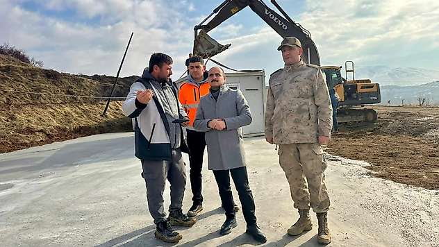 Pınarbaşı deprem konutlarında çalışmalar hızlandırıldı