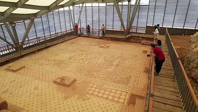 Adıyaman Perre Antik Kenti'ndeki 'Cennet Bahçesi' mozaiği ziyarete açıldı