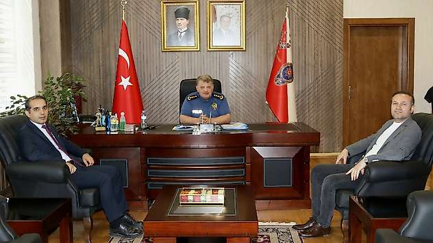 Sağlık Müdürü Şirik ve Başhekim Turgut'tan Emniyet müdürü Alper'e ziyaret