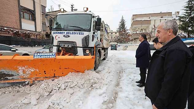 Şahinbey Belediyesi ekipleri 7/24 sahada