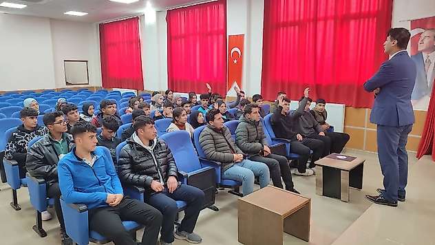 Samsat'ta Eğitimde İstişare ve Motivasyon buluşması