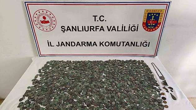 Şanlıurfa'da 2 bin 644 adet gümüş ve bronz sikke ele geçti
