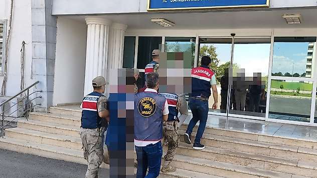 Şanlıurfa'da 32 şahsa göçmen kaçakçılığından işlem yapıldı