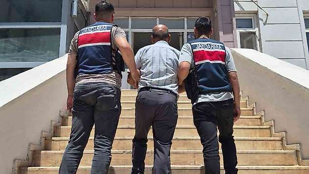 Şanlıurfa'da kesinleşmiş 6 yıl cezayla aranan hükümlü yakalandı