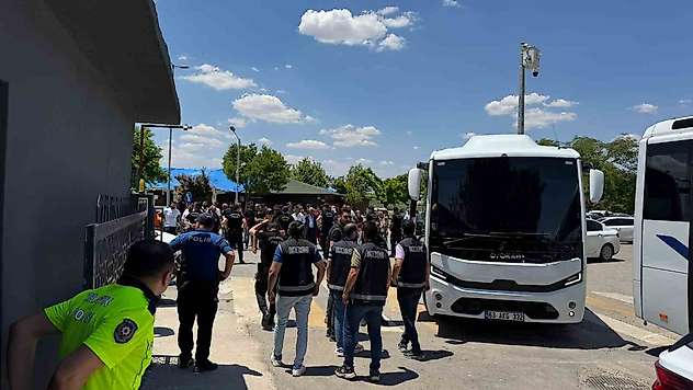 Şanlıurfa merkezli 4 ilde organize suç örgütüne operasyon: 21 gözaltı