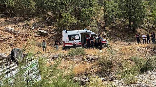 Şehit babası trafik kazasında hayatını kaybetti