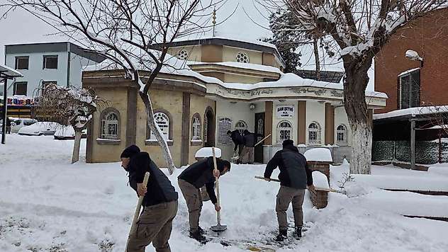 Şehitkamil'de camiler ibadete hazır