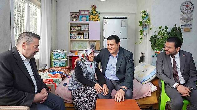 Şehitkamil'den ihtiyaç sahiplerine tekerlekli sandalye