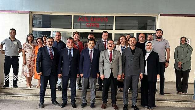 Serik'te sağlık yatırımları masaya yatırıldı